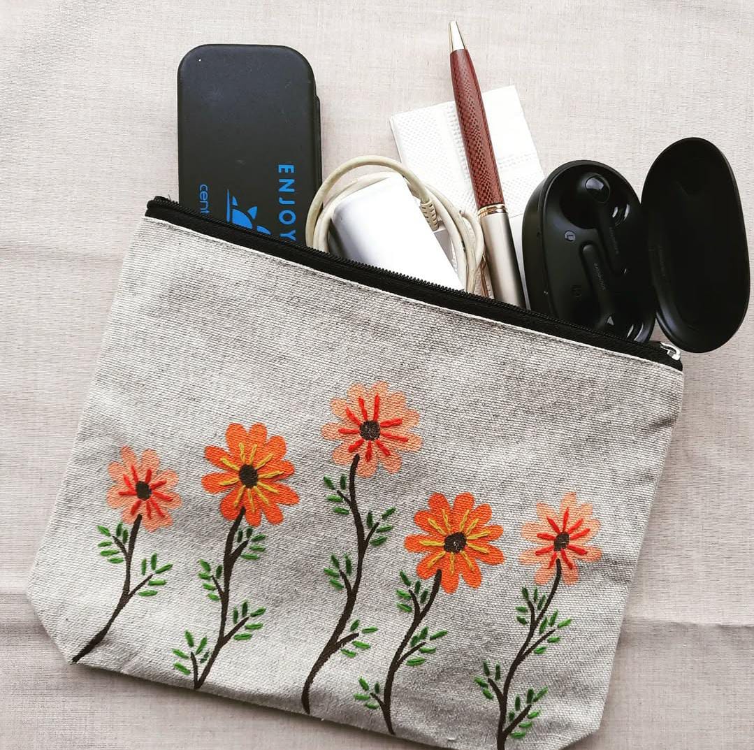Daisy Field — F003